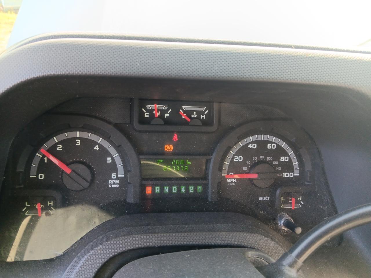 FORD ECONOLINE E450 SUPER DUTY CUTAWAY VAN