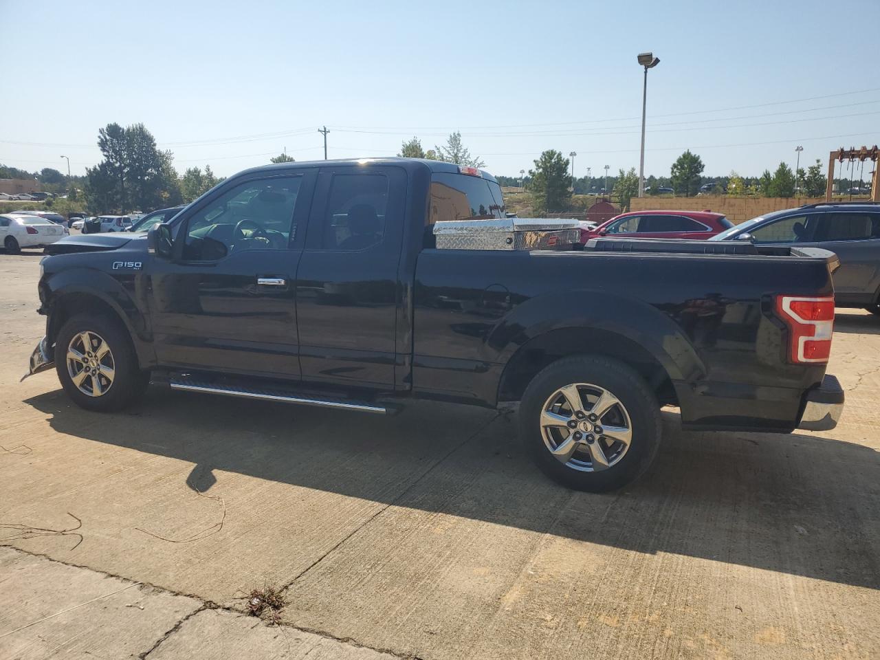 FORD F-150 SUPER CAB