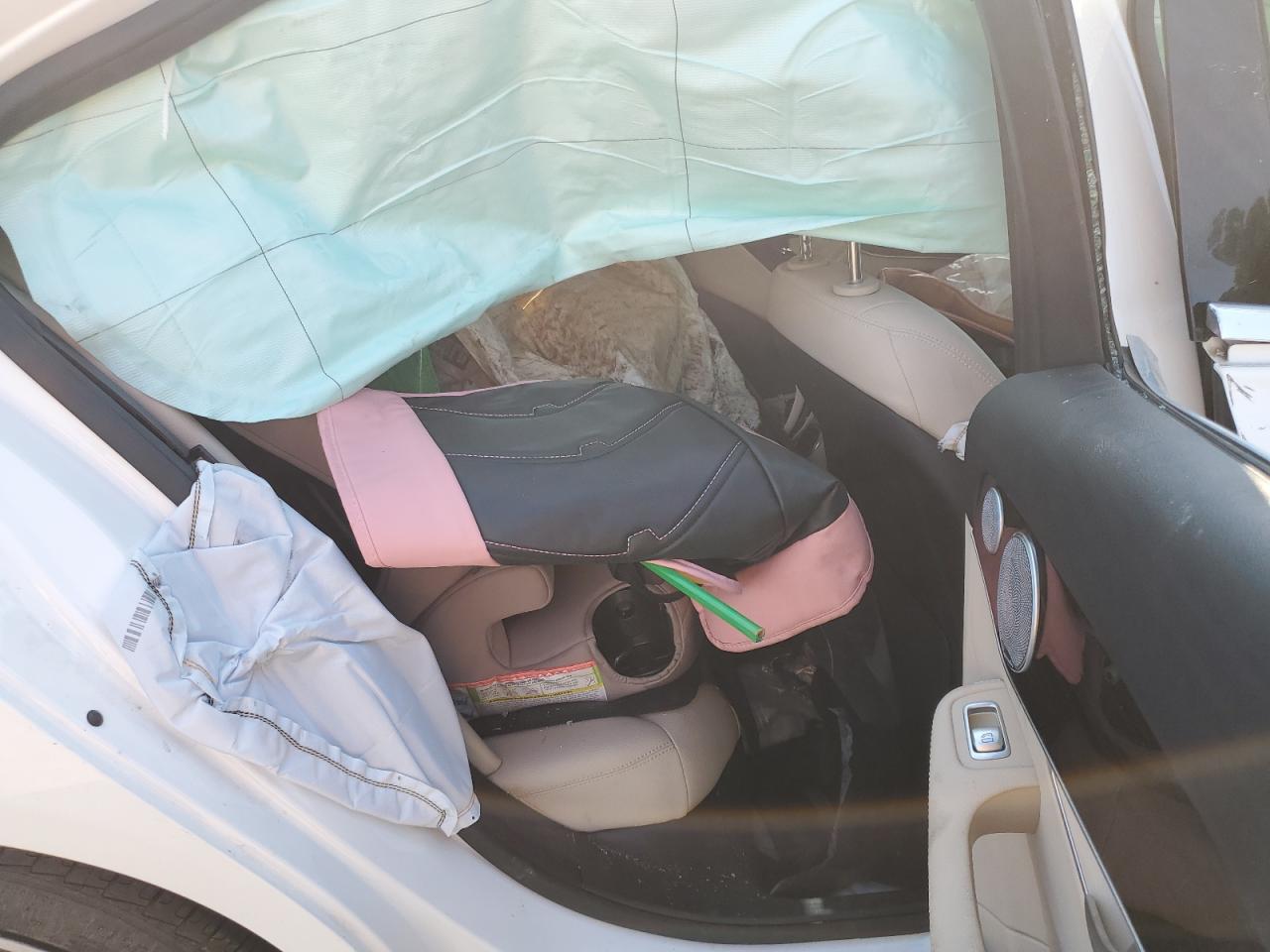 MERCEDES-BENZ C-CLASS 300