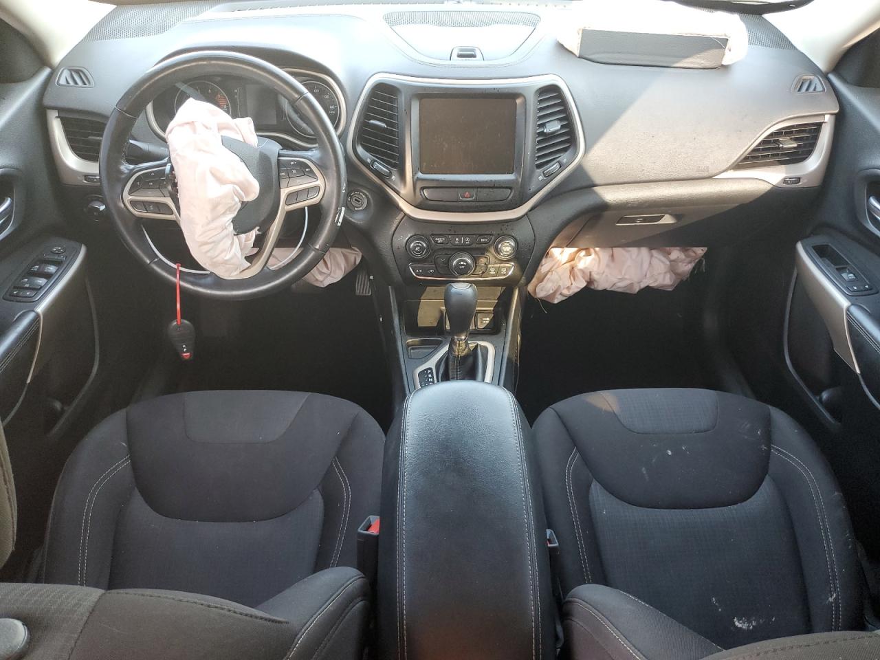 JEEP GRAND CHEROKEE LATITUDE