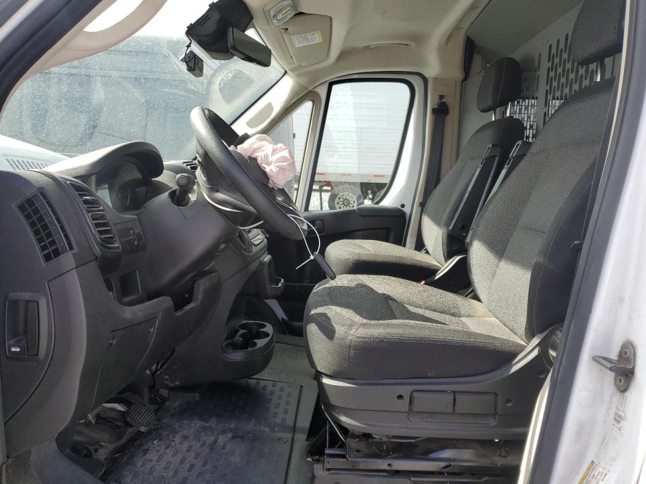 RAM PROMASTER 1500 HIGH