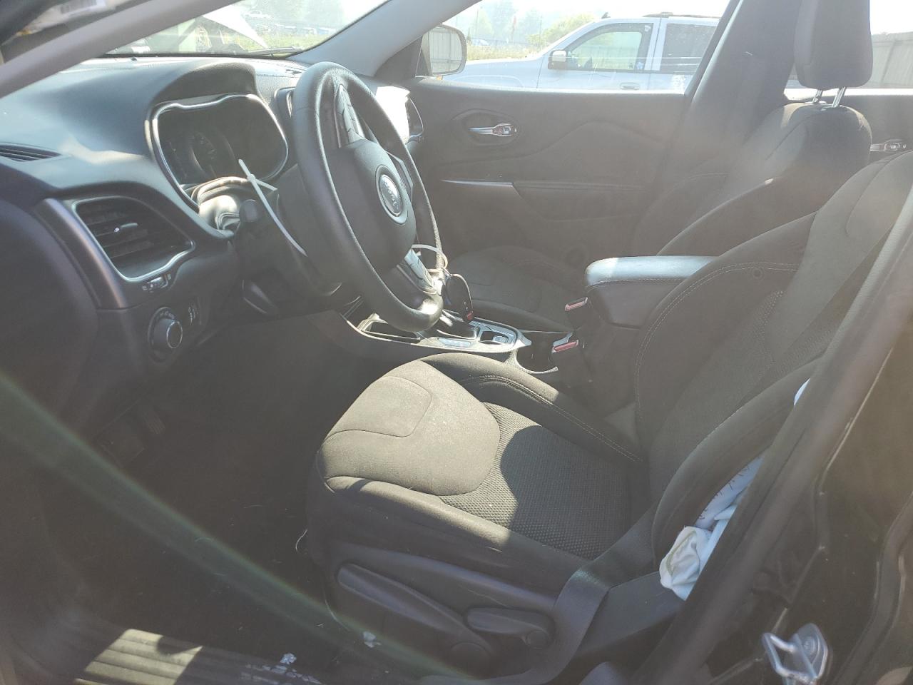 JEEP GRAND CHEROKEE LATITUDE