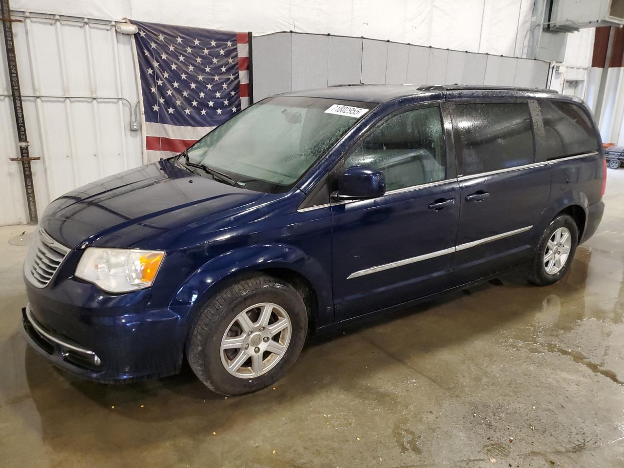 CHRYSLER TOWN & COUNTRY TOURING