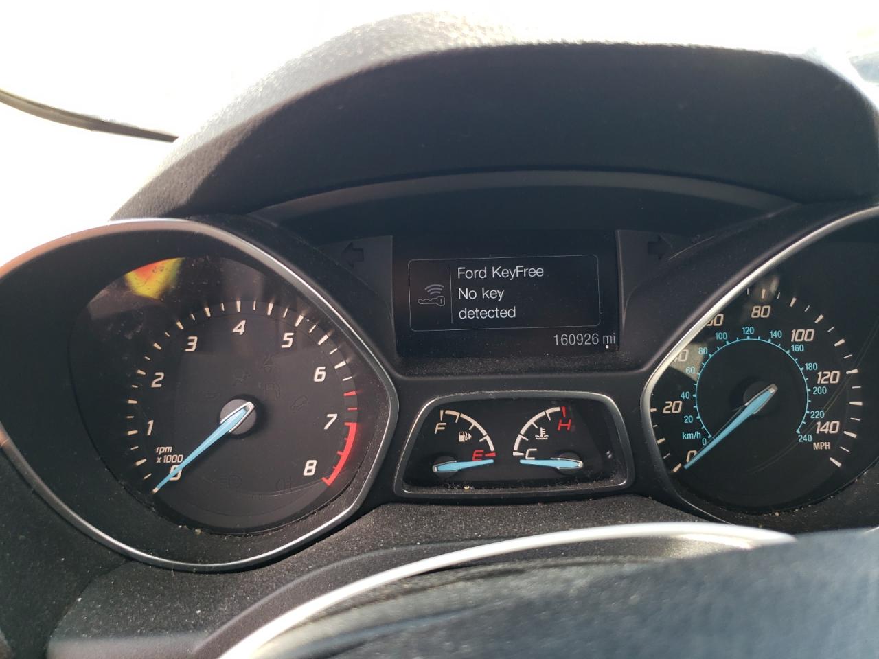 FORD ESCAPE TITANIUM