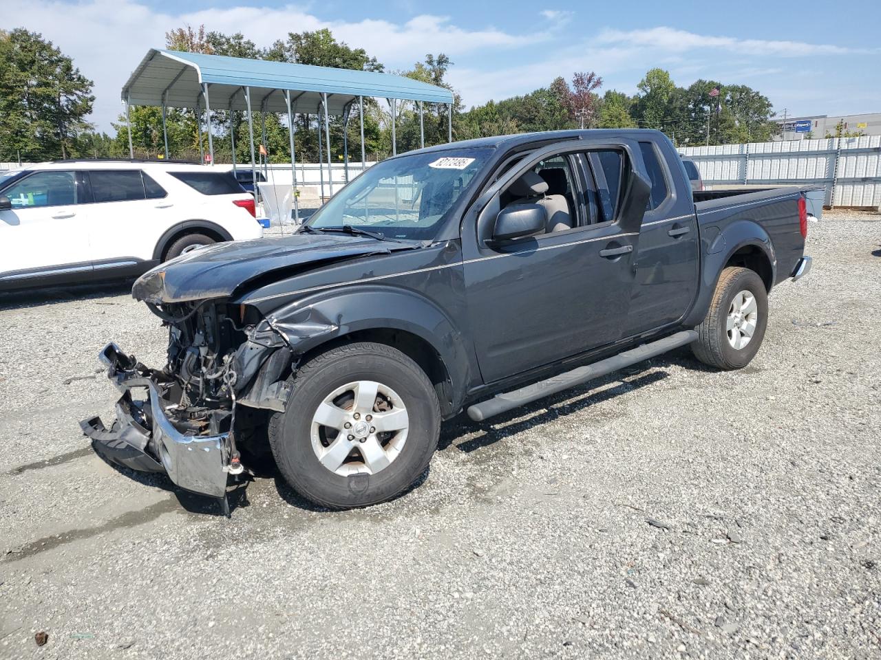 NISSAN FRONTIER CREW CAB SE