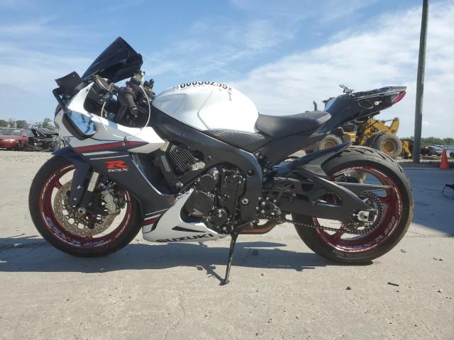 2024 SUZUKI GSX-R600 JS1GN7FA0R7101014
