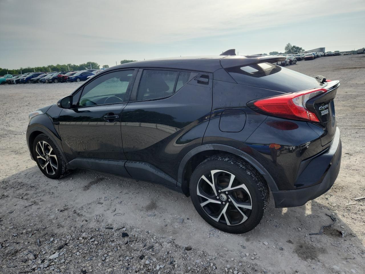TOYOTA C-HR XLE