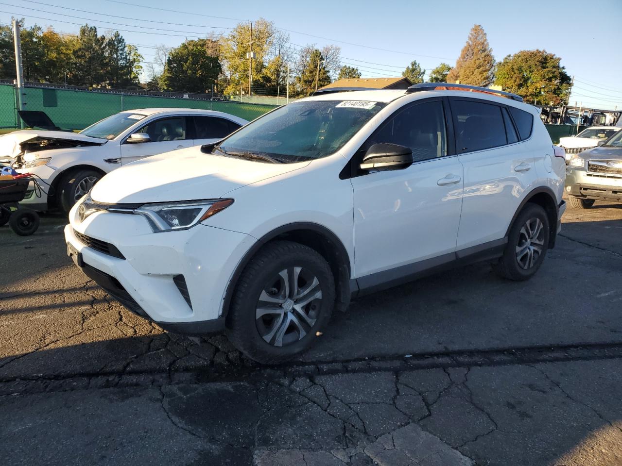 TOYOTA RAV4 LE