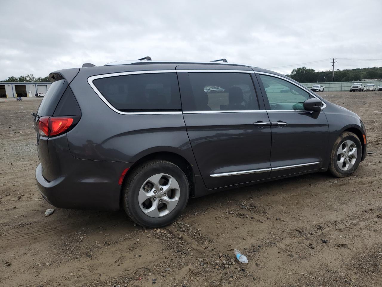 CHRYSLER PACIFICA TOURING L PLUS