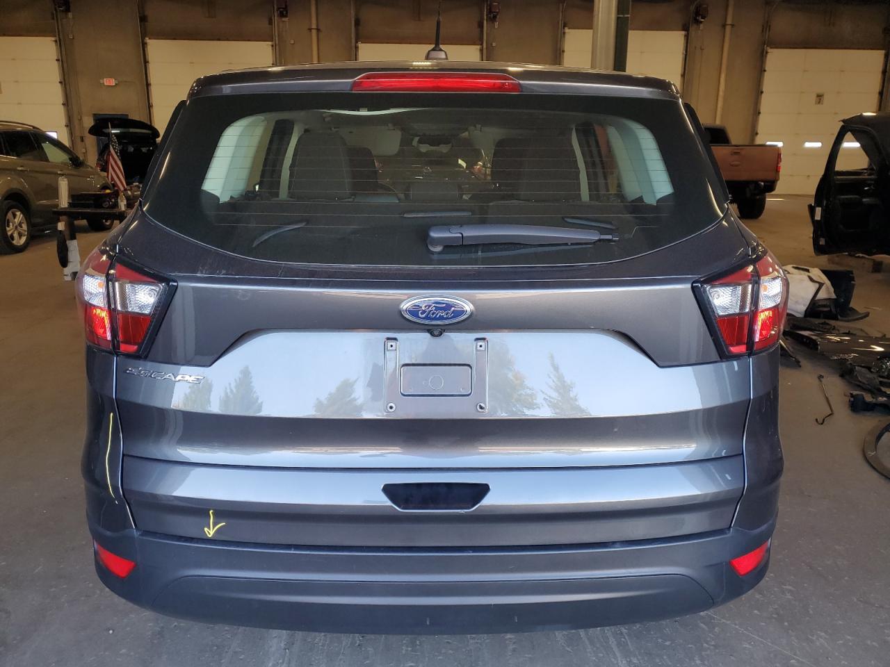 FORD ESCAPE S