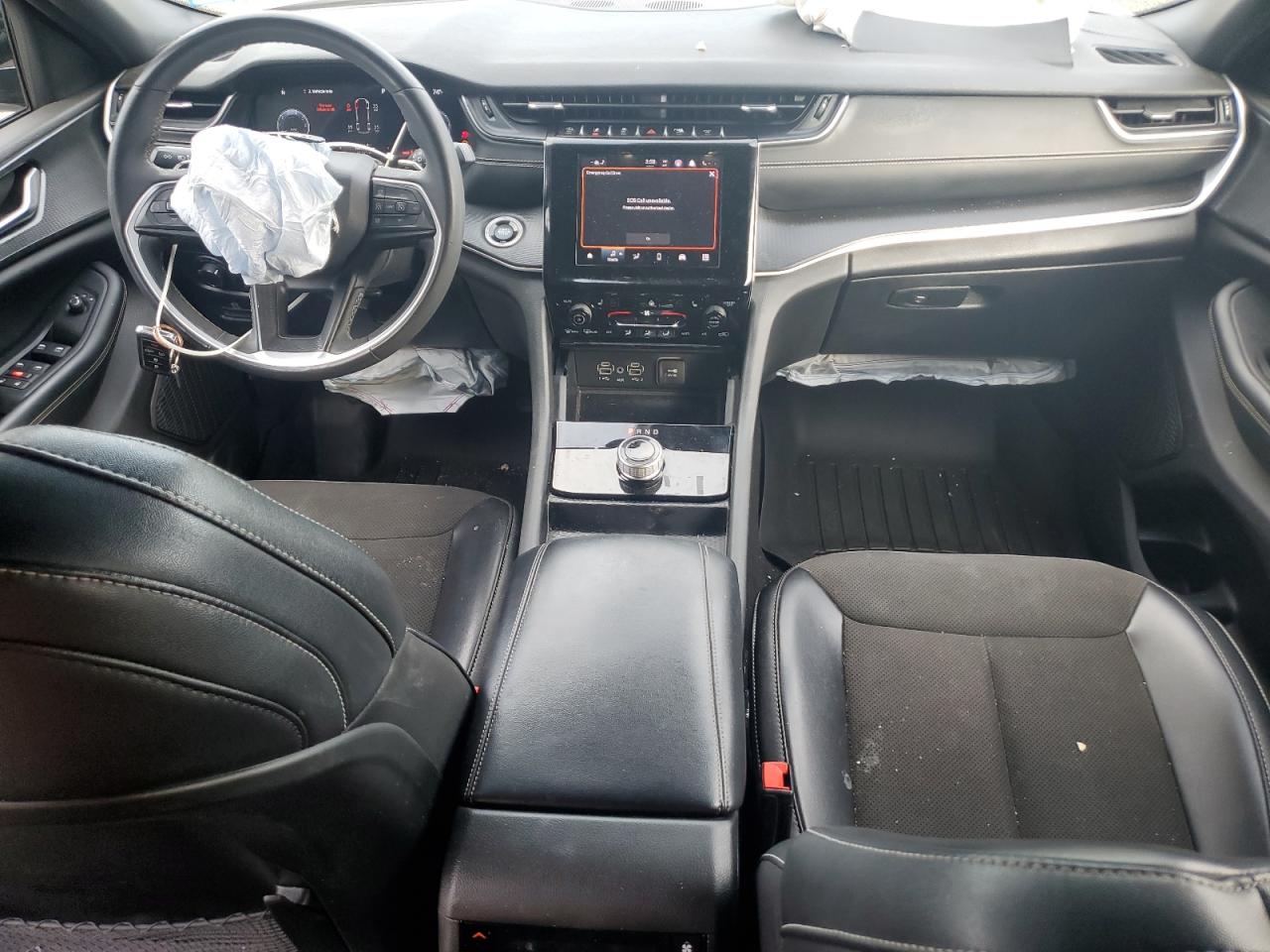 JEEP GRAND CHEROKEE L LAREDO