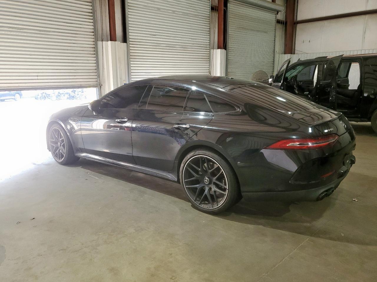 MERCEDES-BENZ AMG GT 43