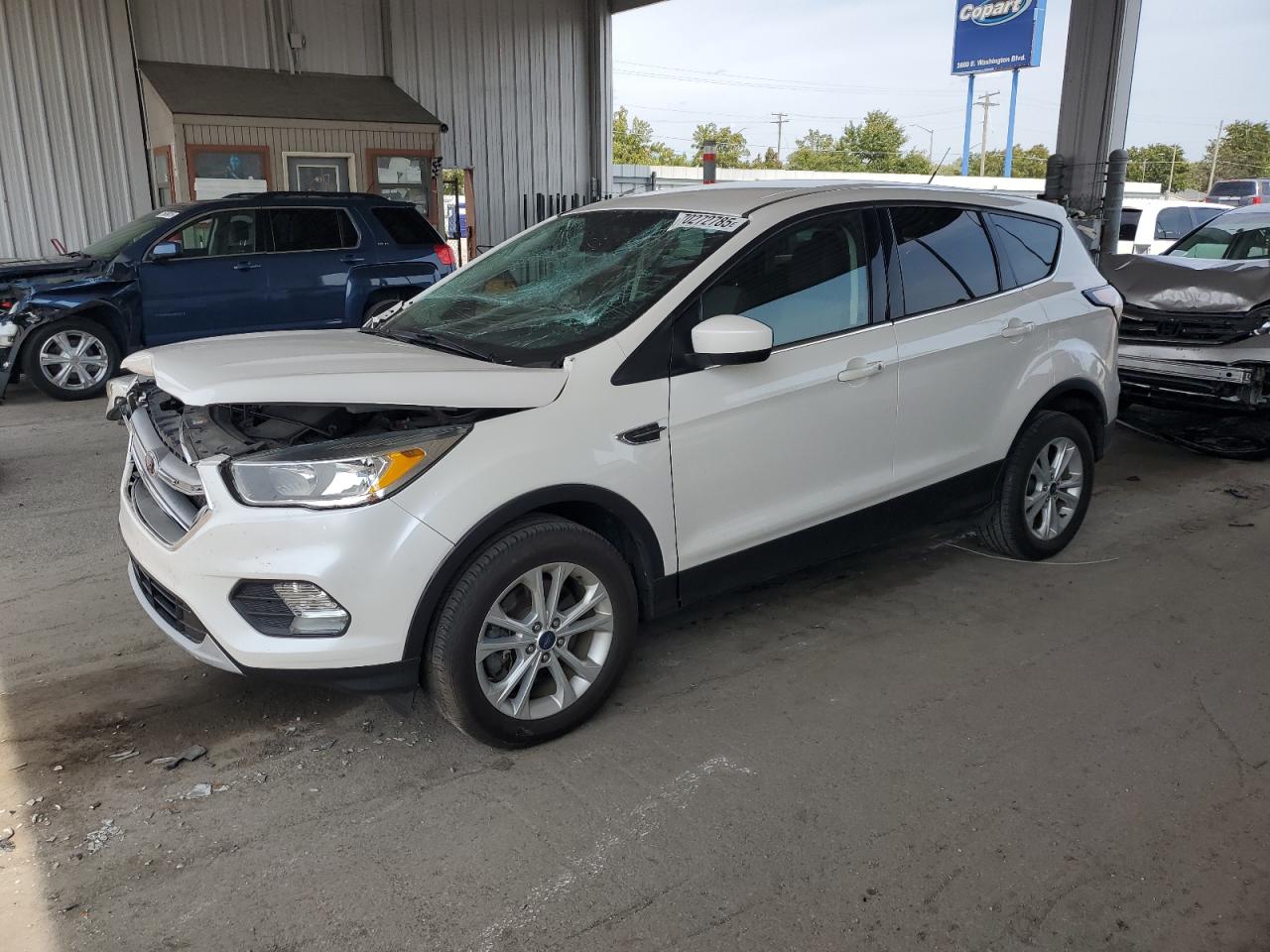 FORD ESCAPE SE