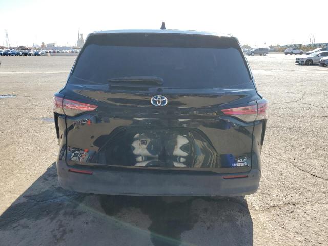 2022 TOYOTA SIENNA XLE 5TDYRKEC6NS130876