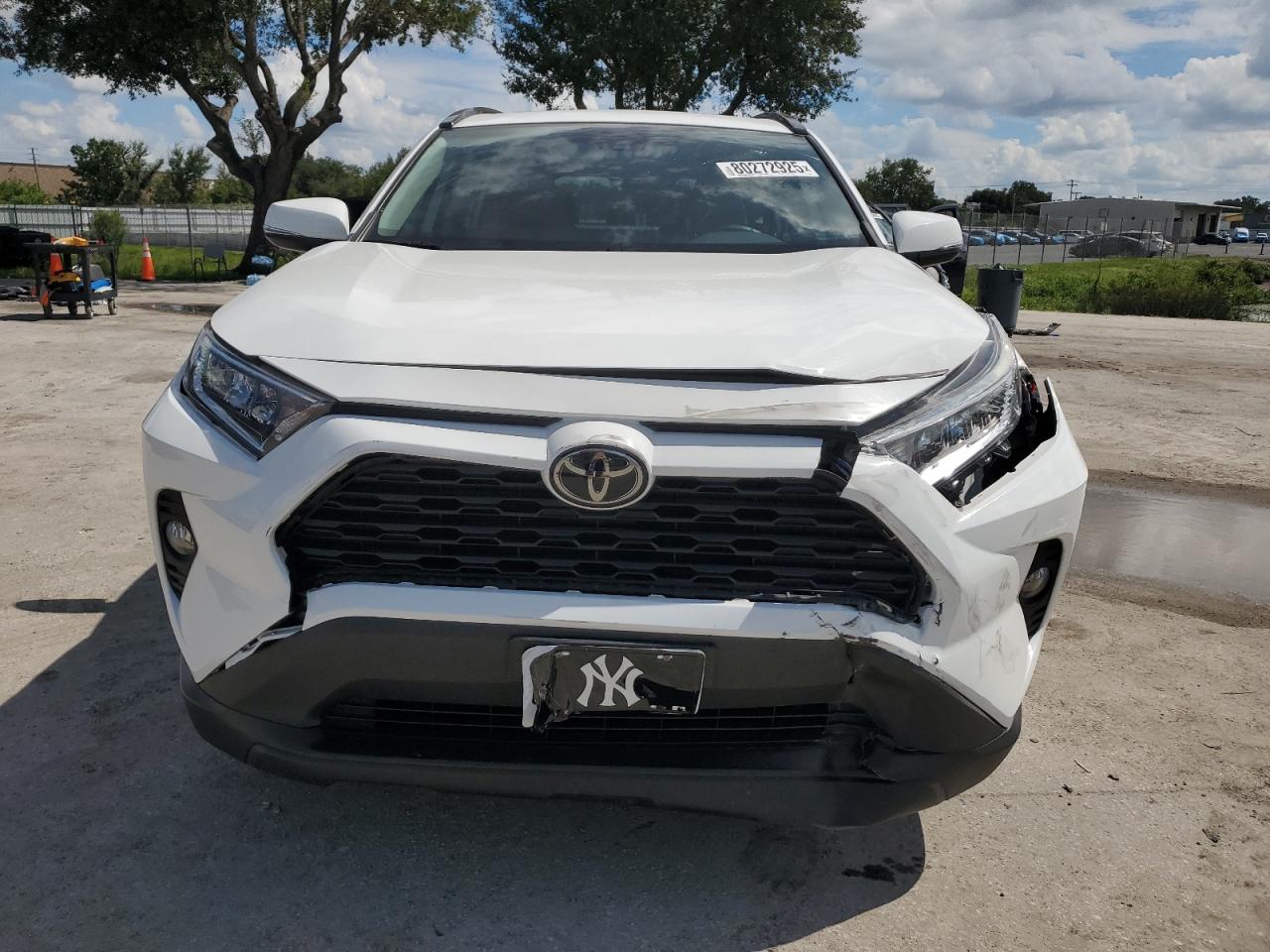 TOYOTA RAV4 XLE PREMIUM