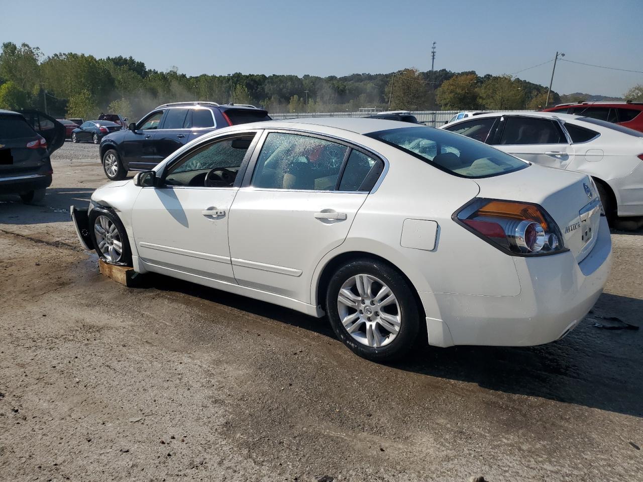 NISSAN ALTIMA BASE