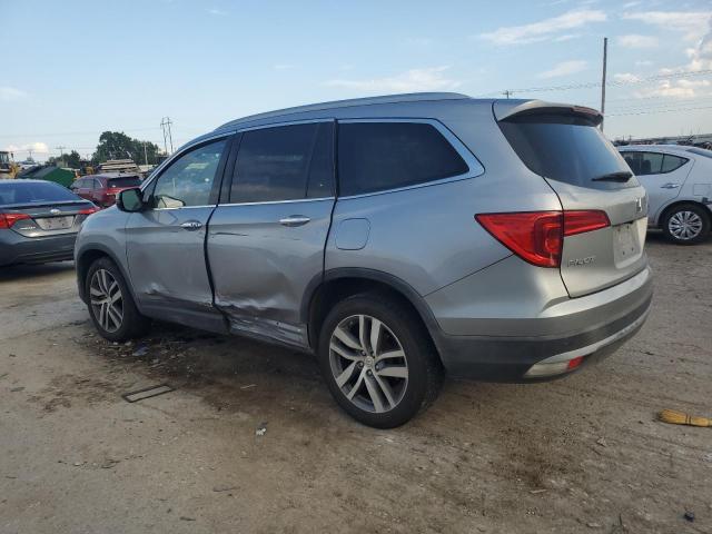 2017 HONDA PILOT TOURING #3282489885