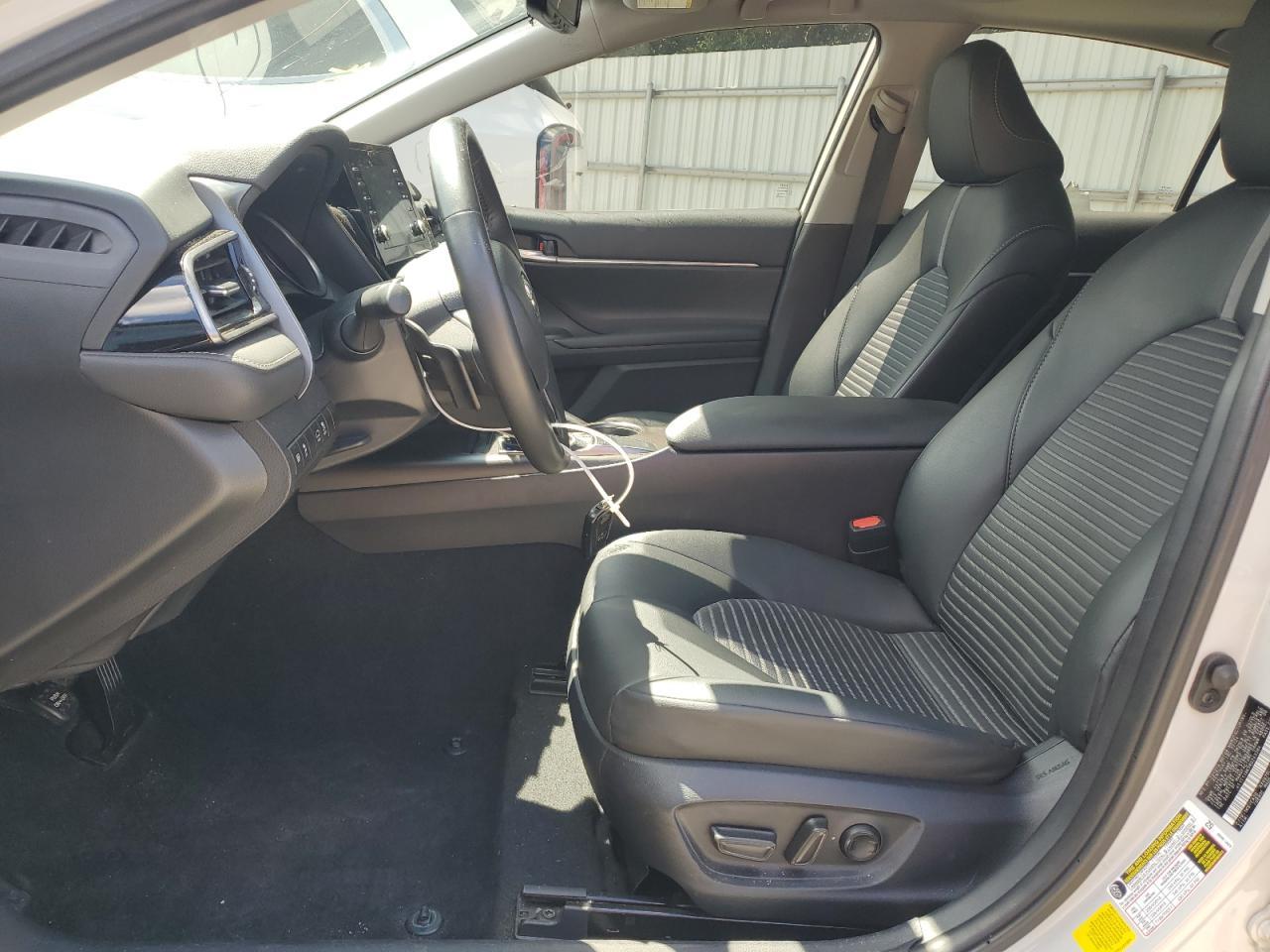 TOYOTA CAMRY SE NIGHT SHADE