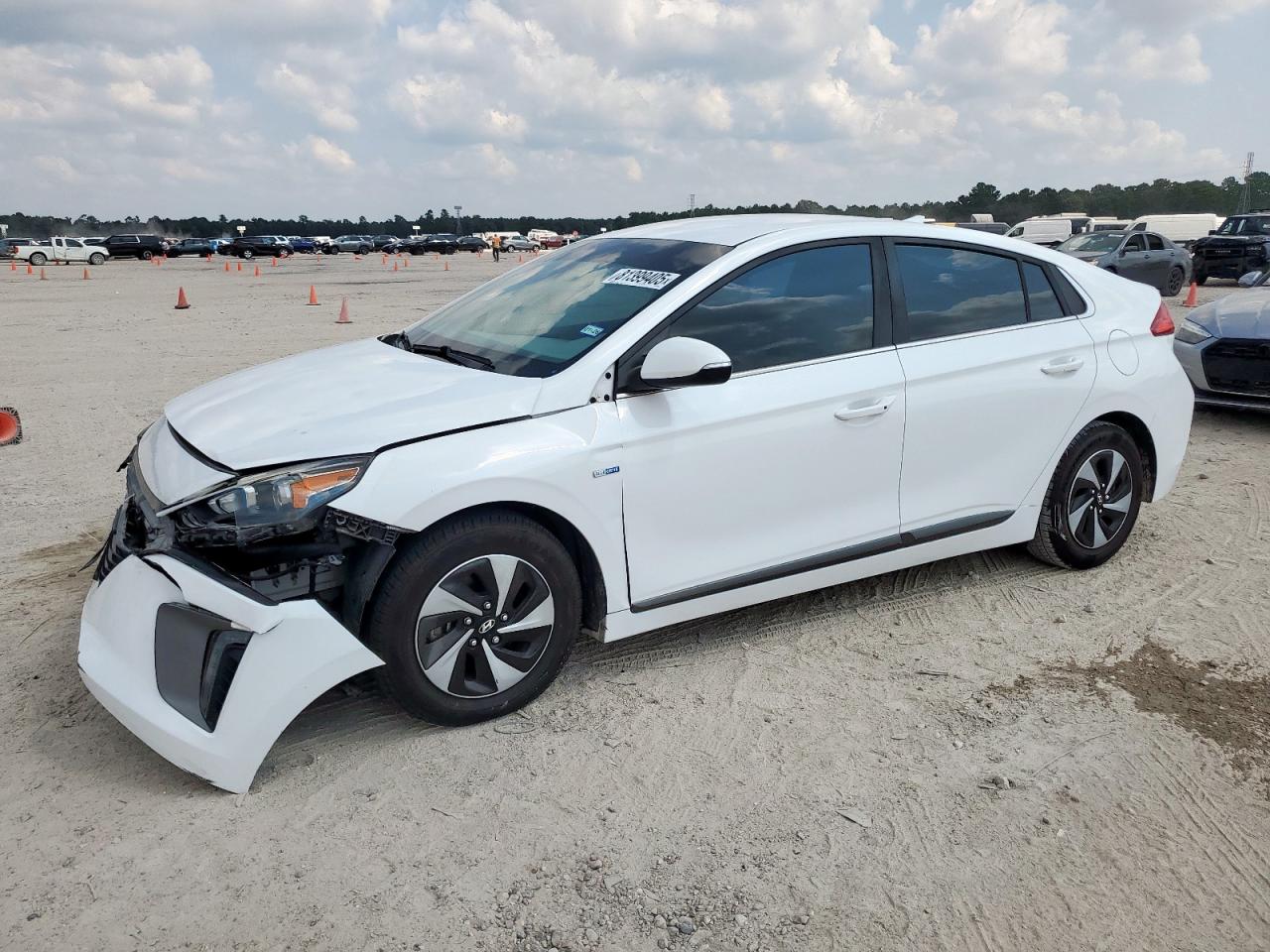 HYUNDAI IONIQ SEL