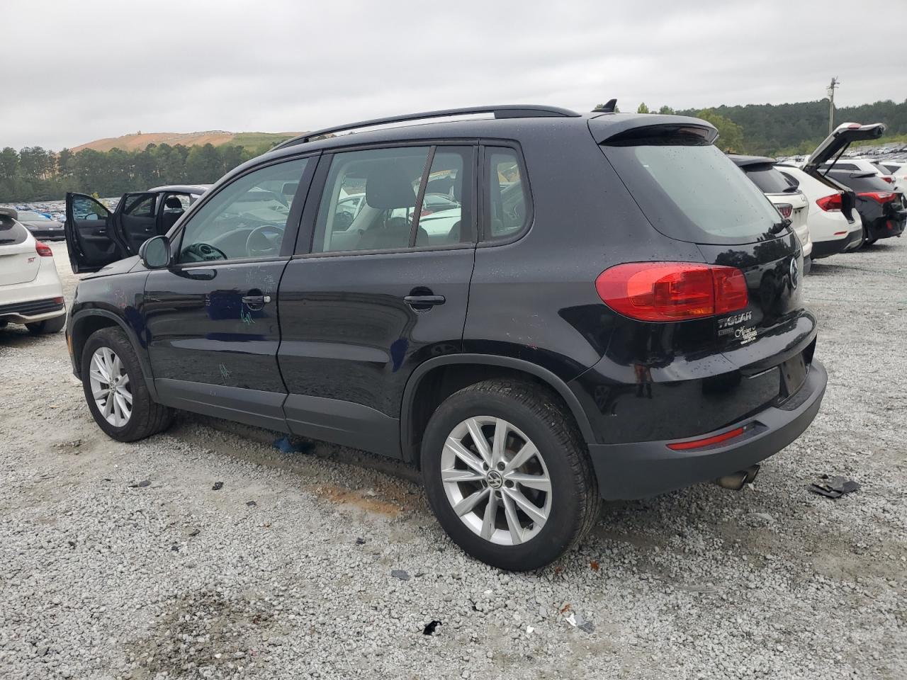 VOLKSWAGEN TIGUAN S