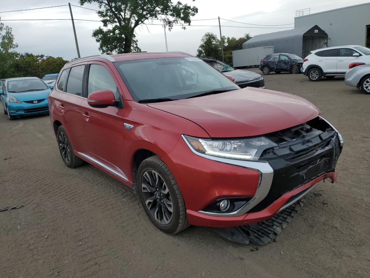 MITSUBISHI OUTLANDER SE