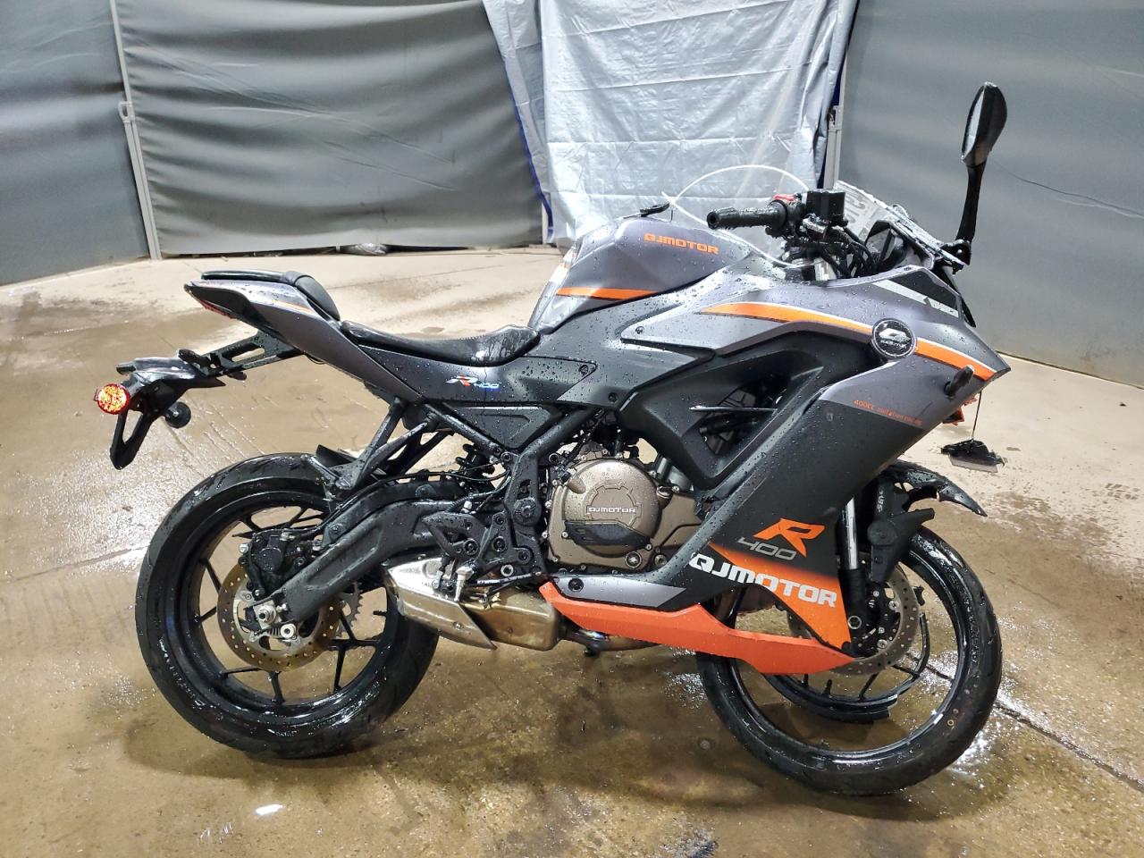 Lot #3294158959 2023 QJ QJMOTOR SRK400