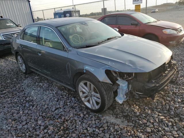 2017 VOLKSWAGEN PASSAT SEL 1VWCT7A32HC052808