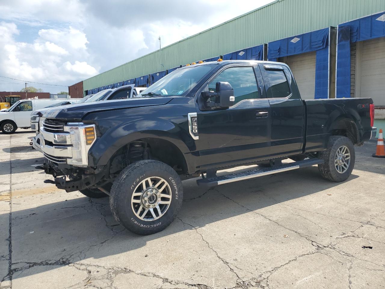 Lot #3260393580 2019 FORD F350 SUPER