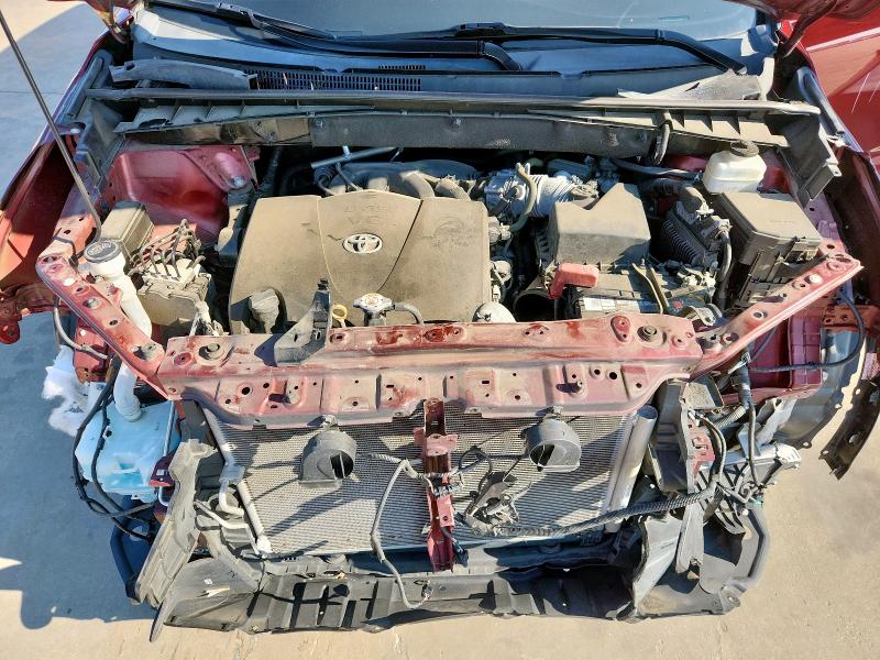 2019 TOYOTA HIGHLANDER SE 5TDJZRFH9KS968058