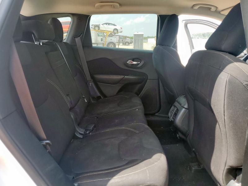 2016 JEEP CHEROKEE L 1C4PJLCB0GW106627