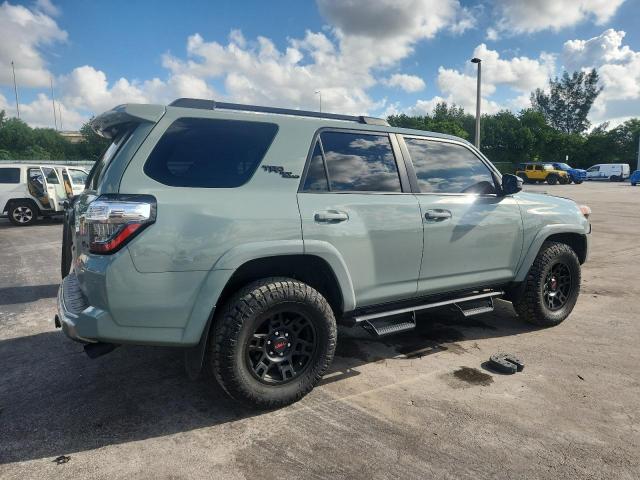 2022 TOYOTA 4RUNNER SR JTEPU5JR0N6047798