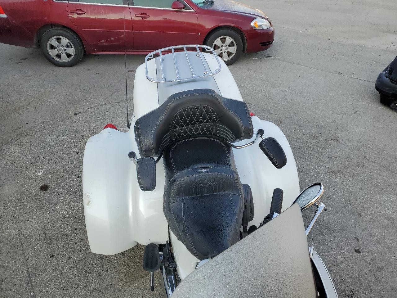 Lot #3301893416 2018 INDIAN MOTORCYCLE CO. ROADMASTER