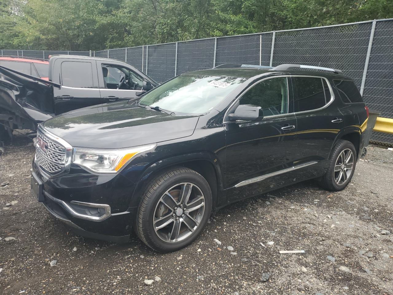 GMC ACADIA DENALI