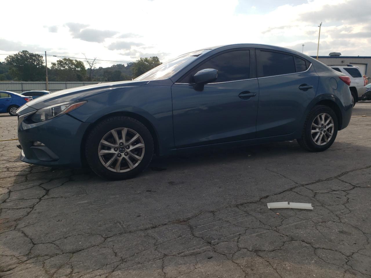 Lot #3236930528 2016 MAZDA 3 SPORT