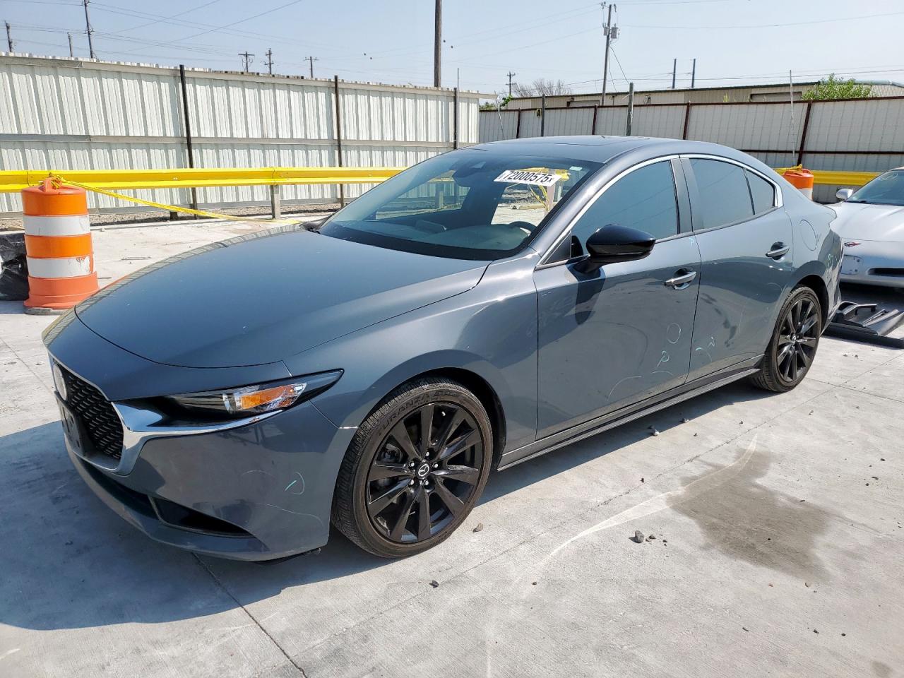 MAZDA 3 PREFERRED