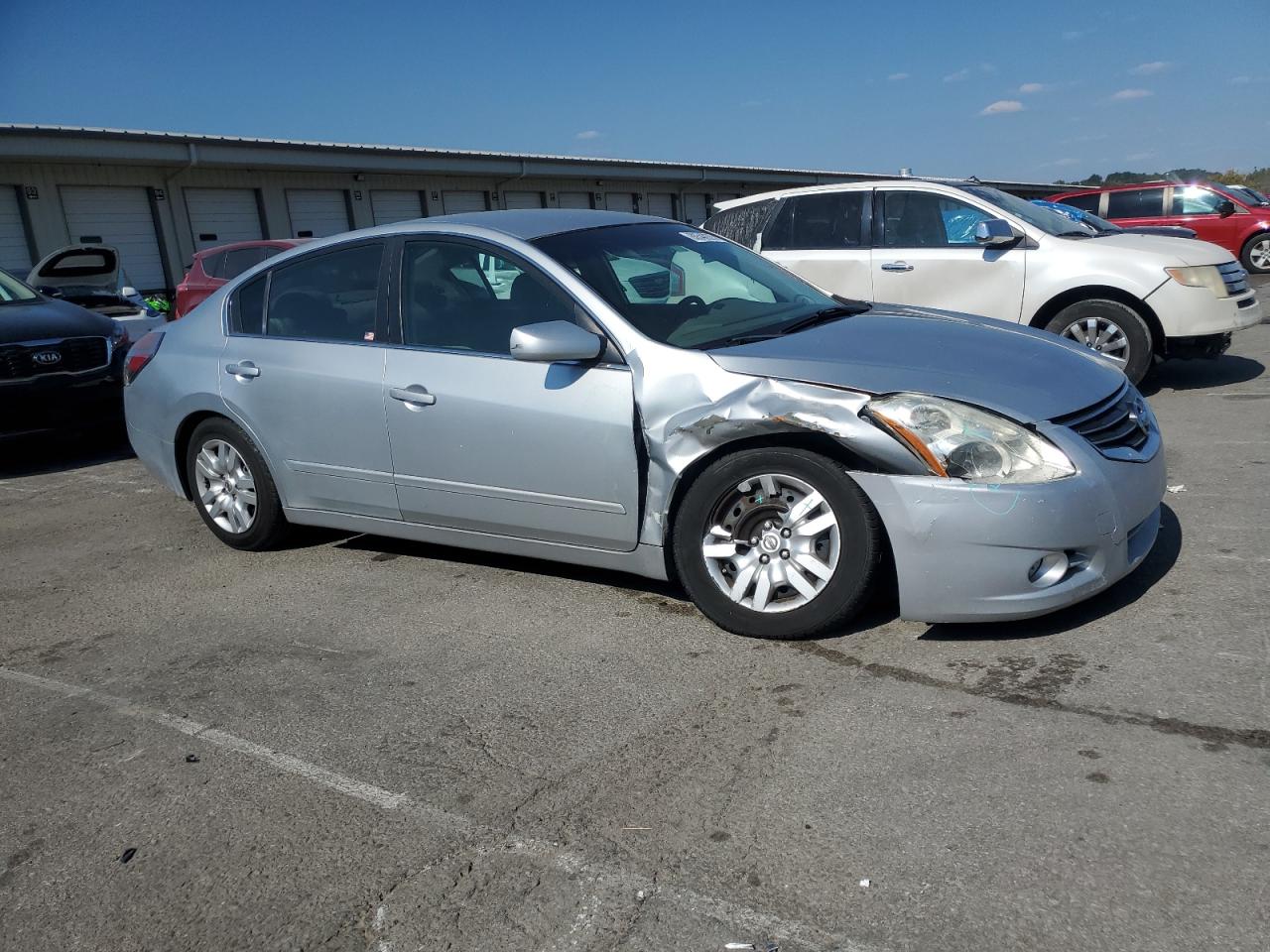 NISSAN ALTIMA BASE