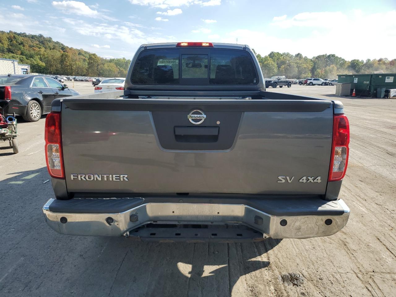 NISSAN FRONTIER SV