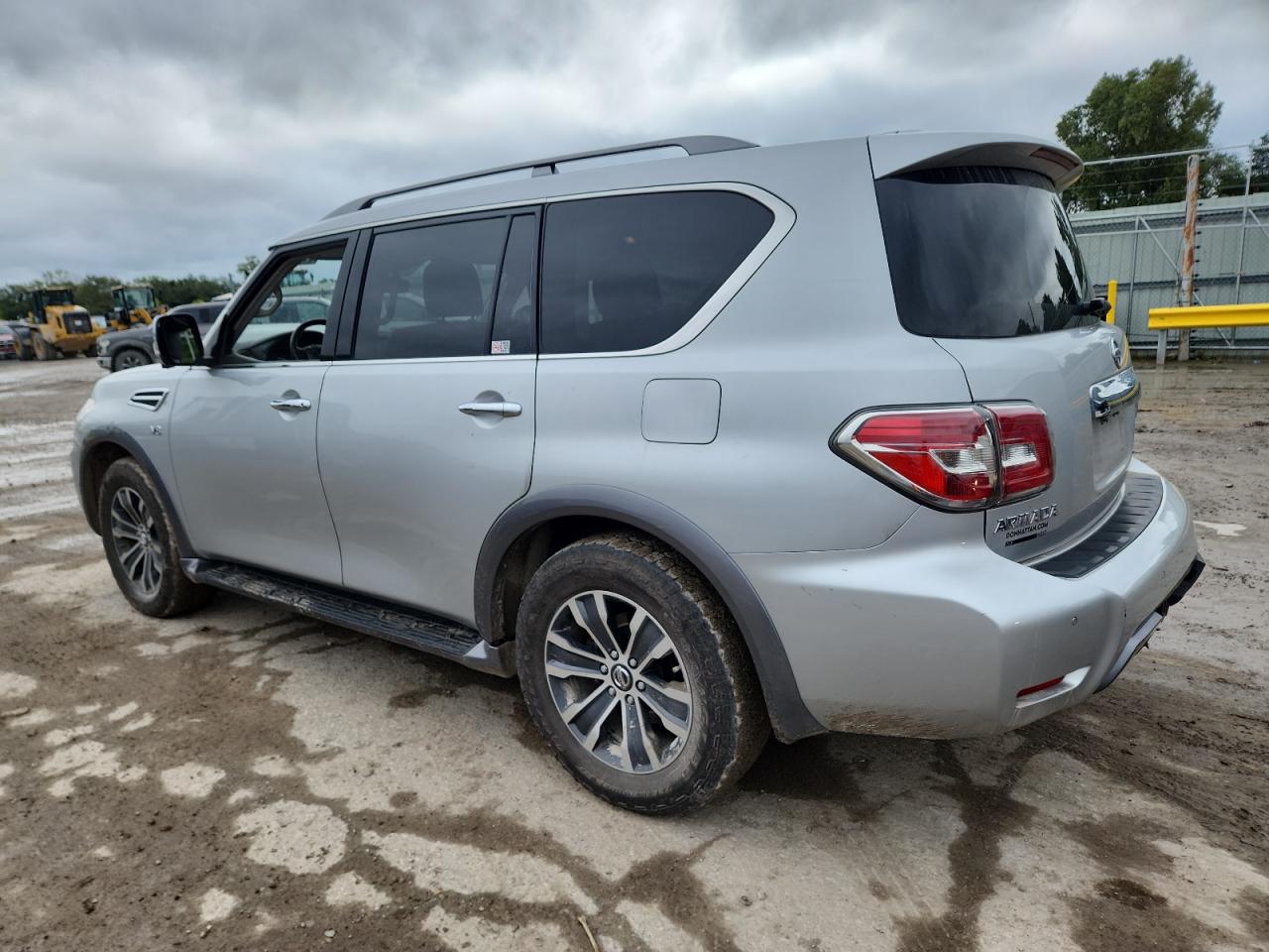 NISSAN ARMADA SV