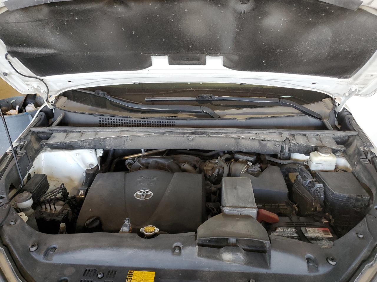 TOYOTA HIGHLANDER SE