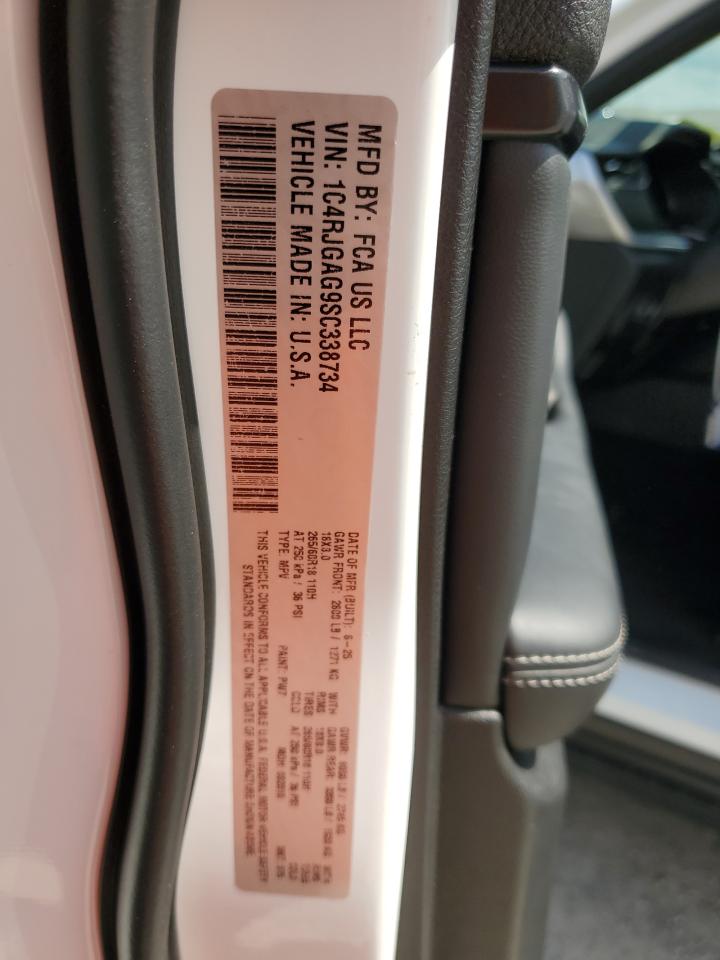 JEEP GRAND CHEROKEE LAREDO