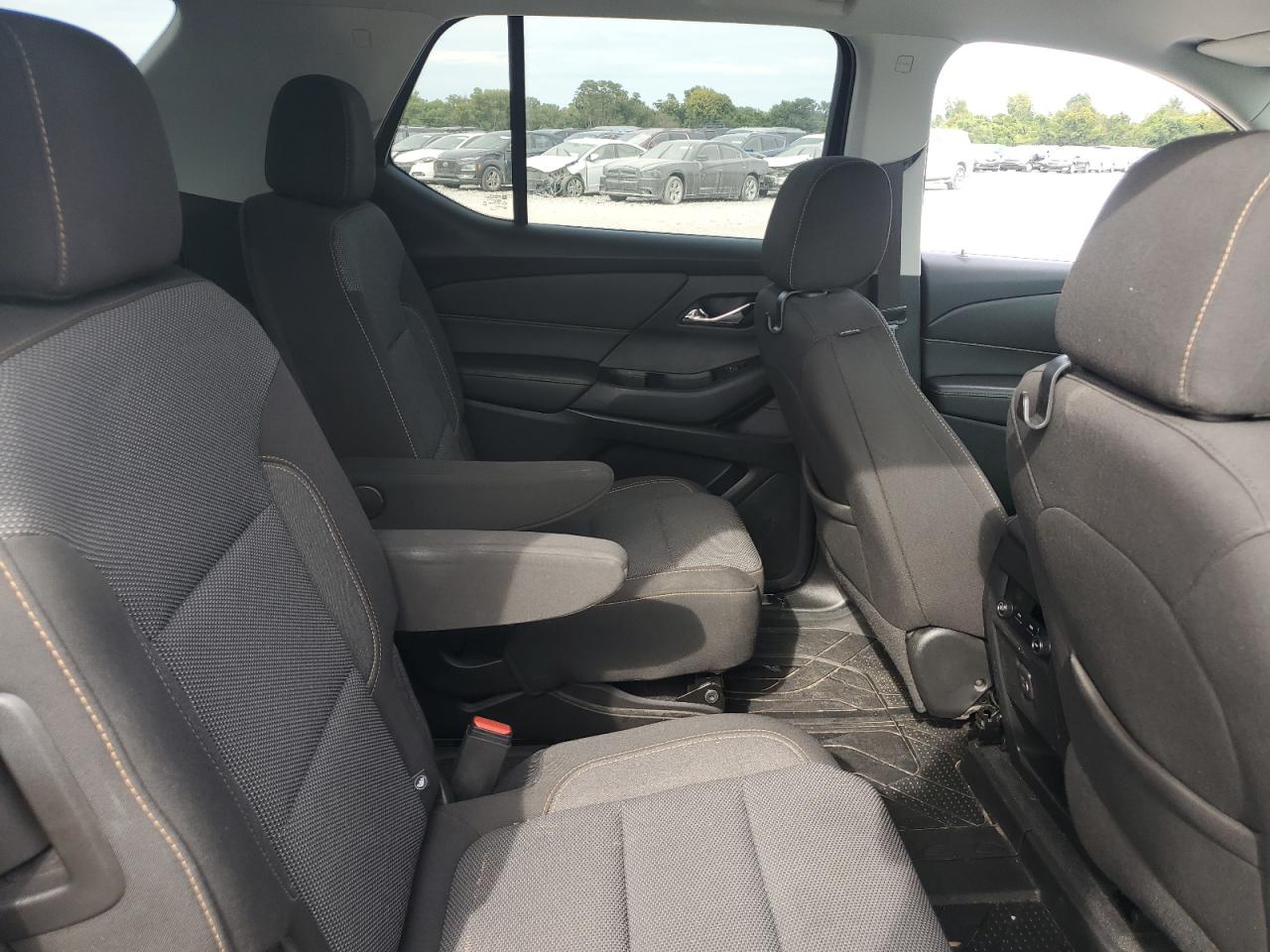 CHEVROLET TRAVERSE LT