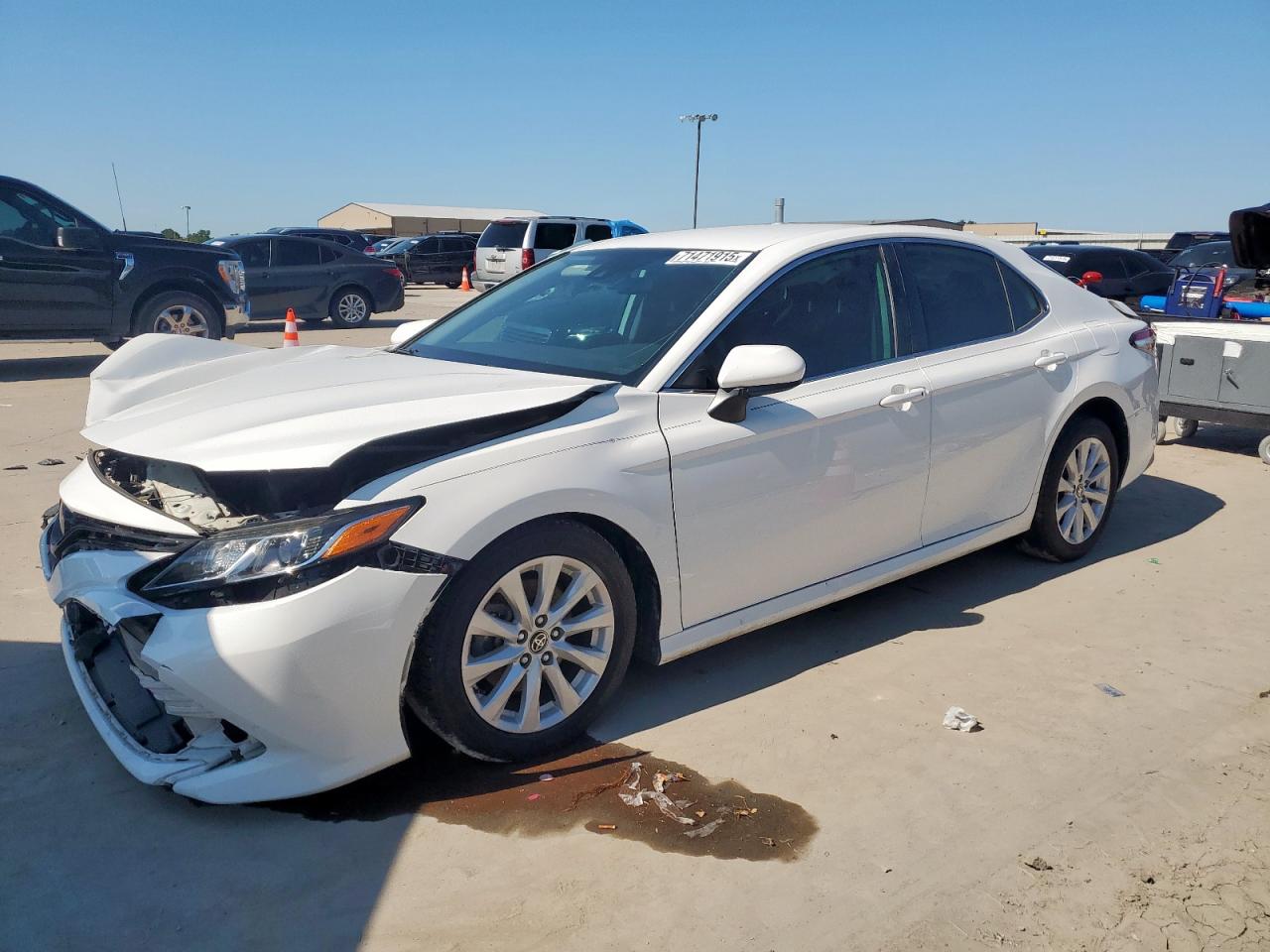 TOYOTA CAMRY LE