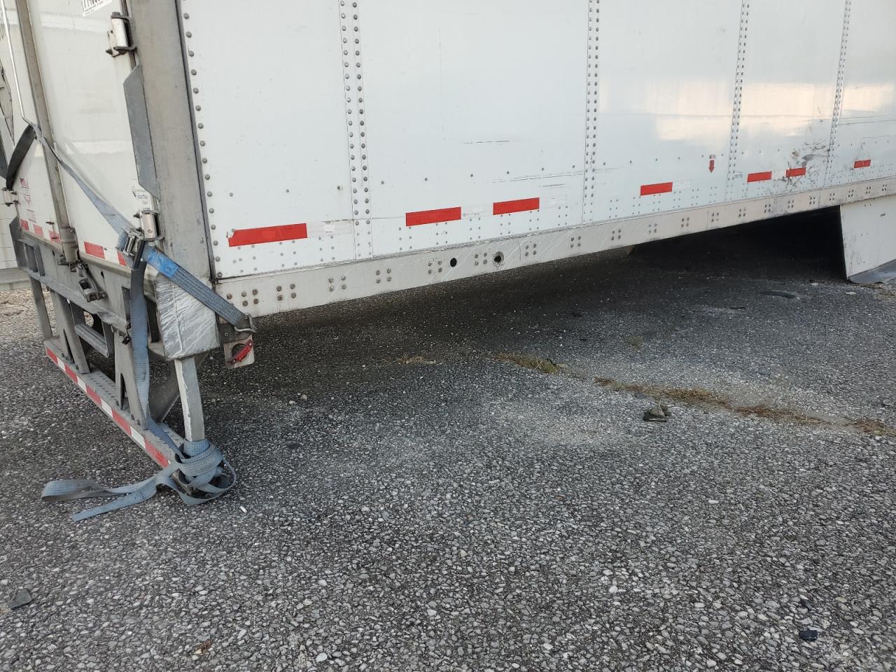 Lot #3261952470 2015 WABASH UNKNOWN