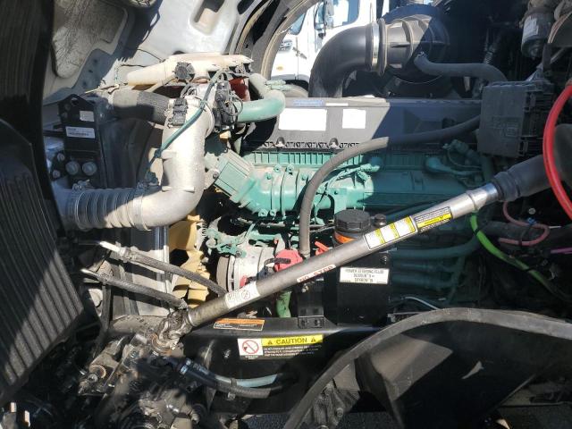 2024 VOLVO VNL #3260674639