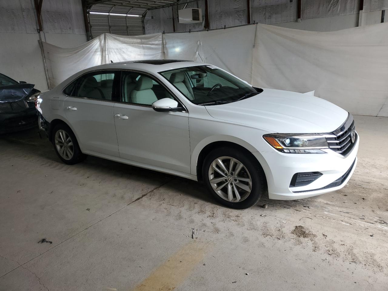 VOLKSWAGEN PASSAT SE