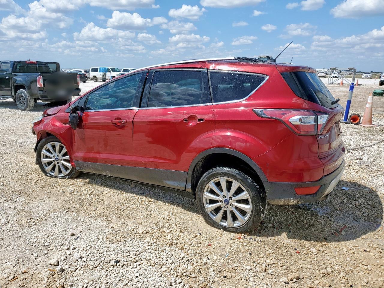 FORD ESCAPE TITANIUM
