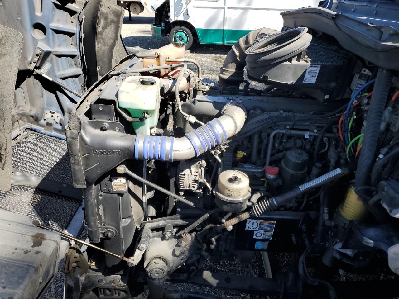 Lot #3237003475 2017 KENWORTH T880