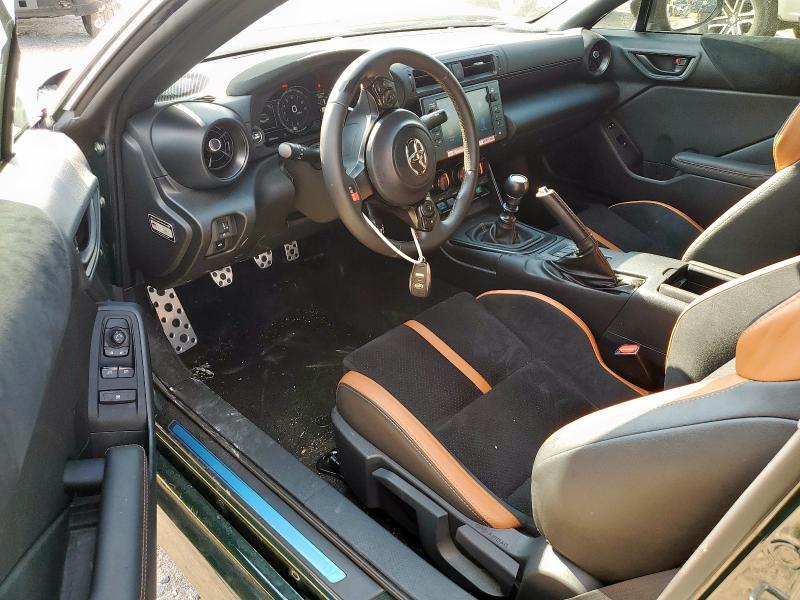 2025 TOYOTA GR 86 HAKO JF1ZNBM19S9750878