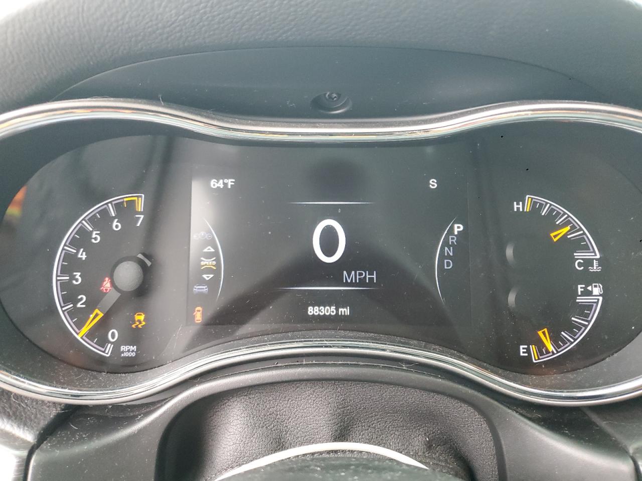 JEEP GRAND CHEROKEE LAREDO