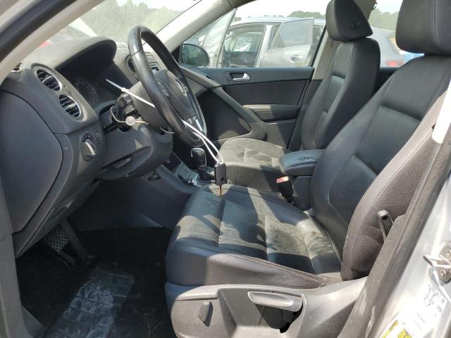 2016 VOLKSWAGEN TIGUAN S WVGBV7AX2GW529628